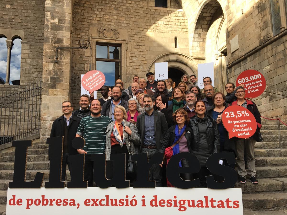 lliures_29n_fotoescala